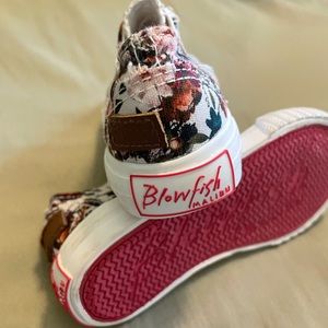 Toddler slip on sneaker. Blowfish Malibu. Brand new, never worn out. Size 5